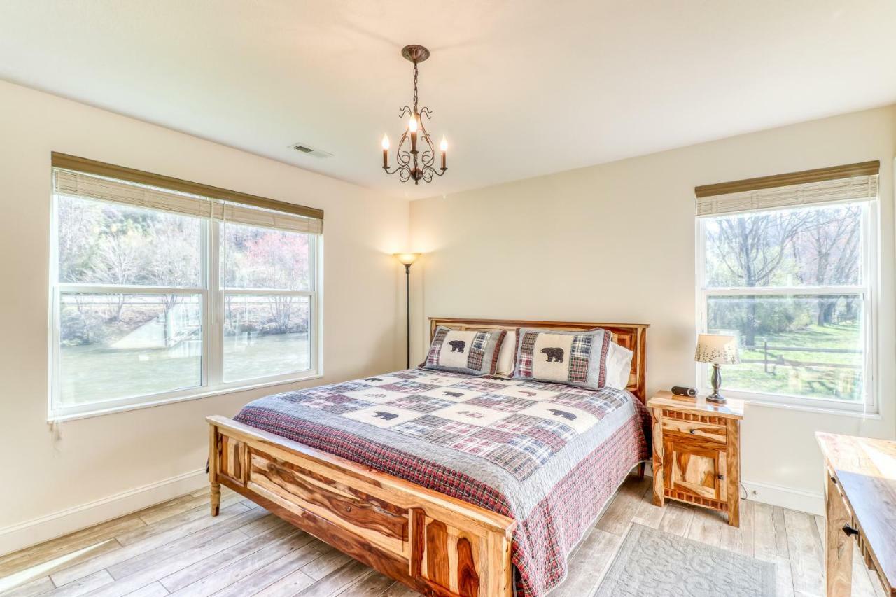 2 Bed 2 Bath Vacation Home In Whittier III Exterior foto
